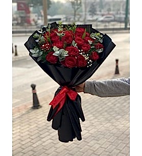  Kırmızı Gül Buketi
